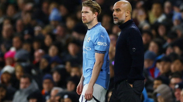 פפ גווארדיולה, קווין דה בראונה, מנצ'סטר סיטי (צילום: רויטרס)