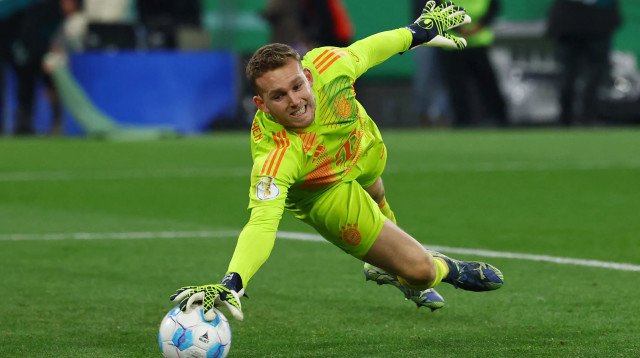 דניאל פרץ שוער באיירן מינכן (צילום: רויטרס)