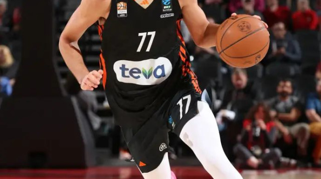 אופי ששמור לגדולים באמת. בן שרף (צילום: GettyImages, Cameron Browne/NBAE)