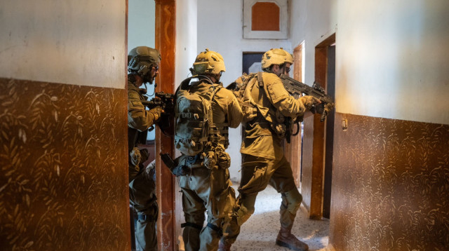 לחימת כוחות היבשה בתמרון בדרום לבנון (צילום: דובר צה"ל)