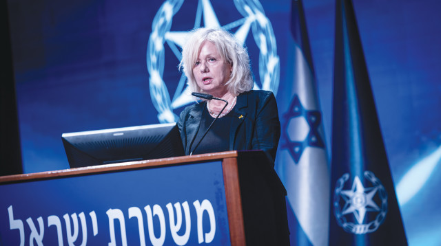 גלי בהרב מיארה באירוע של משטרת ישראל (צילום: חיים גולדברג פלאש 90)