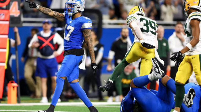 שחקן דטרויט ליונס טים פטריק חוגג (צילום: GettyImages, Kevin Sabitus)