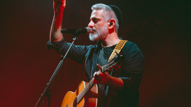 אביתר בנאי - מופע להקה (צילום: אריאל עפרון)