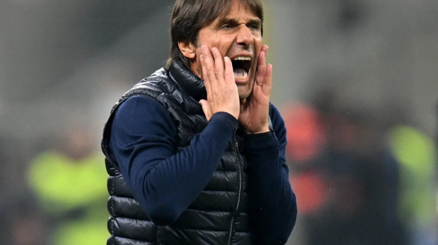 אנטוניו קונטה מאמן נאפולי (צילום: רויטרס)