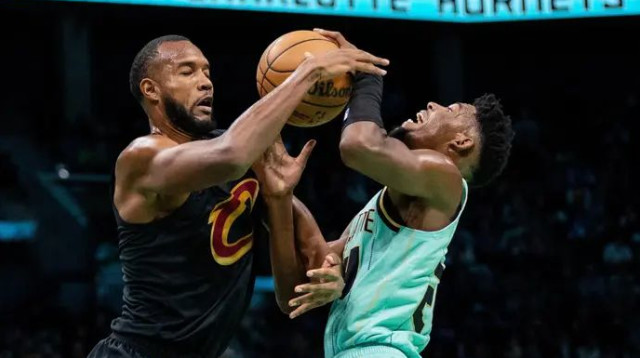 משחקו הטוב בקריירה. מובלי מול מילר (צילום: רויטרס)