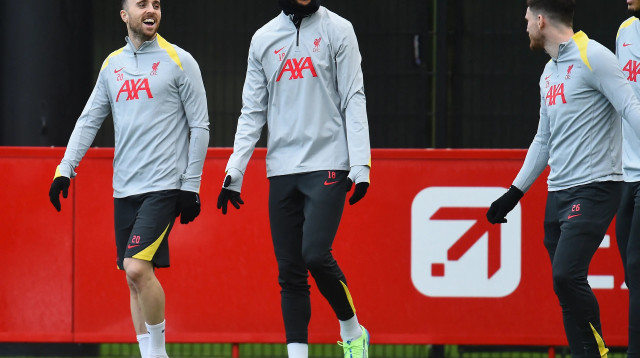 דיוגו ז'וטה לצד קודי גאקפו שחקני ליברפול (צילום: GettyImages)