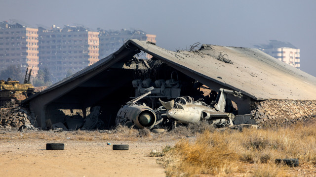 הרס בנמל תעופה בסוריה (צילום:  BAKR ALKASEM/AFP via Getty Images)