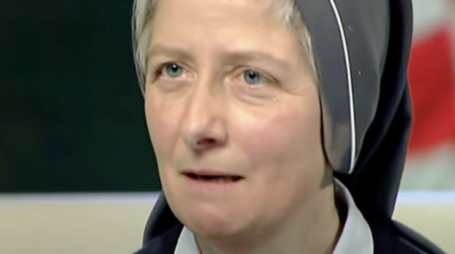 אנה דונלי, נזירה שנעצרה בחשד לשיתוף פעולה עם משפחת המאפיה (צילום: צילום מסך)