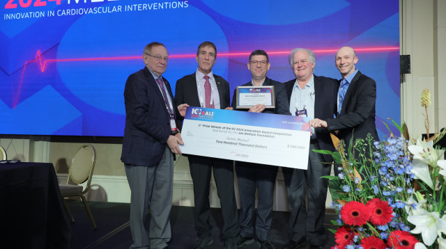 ד"ר עמית ליבנה, פרופ' אמיר לנדסברג, המנכ"ל אמיר רונן, פרופ' חיים לוטן ופרופ' רפי ביאר (צילום: יחצ)