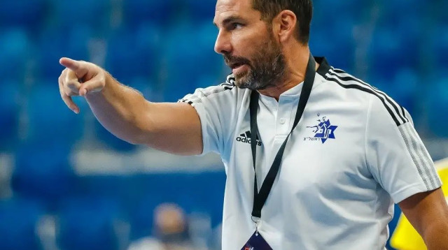 מאמן מכבי ראשון לציון ג'ו מתתיה (צילום: אתר רשמי, מכבי ראשון לציון)