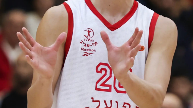 ים מדר, הפועל תל אביב (צילום: מאור אלקסלסי)