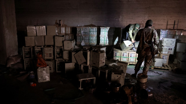 פשיטת המורדים הסורים על מפעל הקפטגון (צילום: רויטרס)