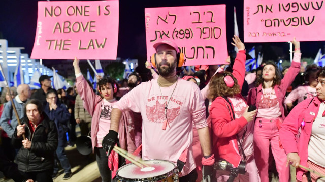 הפגנה נגד מדיניות הממשלה בקפלן ובכיכר הבימה, ארכיון (צילום: אבשלום ששוני)