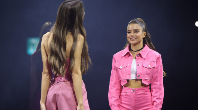 אנה זק ונועה קירל  (צילום: אלון לוין)