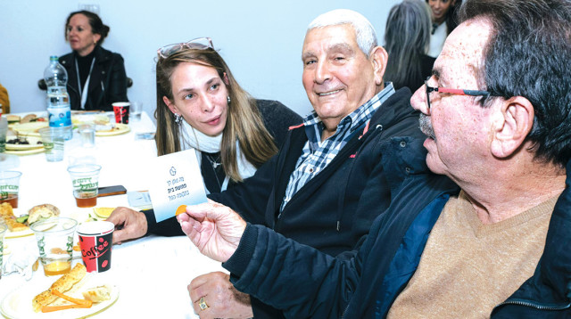 הזנחת קשישים בצפון  (צילום: רפאל שחרי)