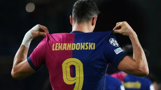 מקום של כבוד בספרי ההיסטוריה של המפעל. רוברט לבנדובסקי (צילום: אימג'בנק  GettyImages, Alex Caparros)