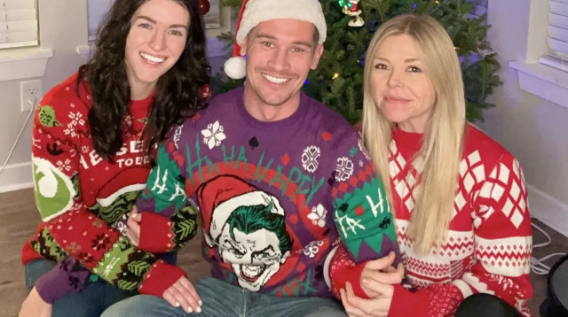 קווין, אלנה ומייגן - שלישיה רומנטית (צילום: אינסטגרם)