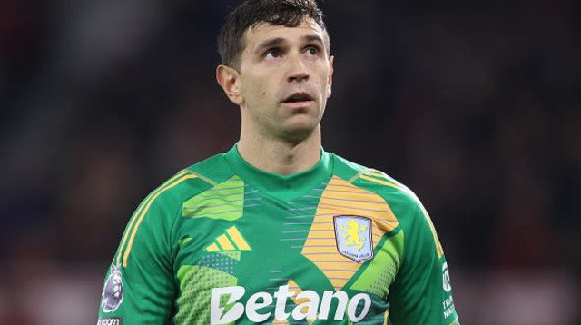 אמיליאנו מרטינס (צילום: Crystal Pix/MB Media)