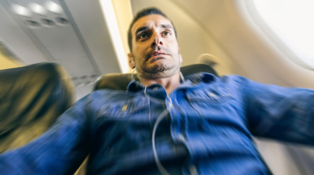 כשהמים מהשירותים מתחילים לזרום לכיוונכם (צילום: אילוסטרציה oneinchpunch, שאטרסטוק)