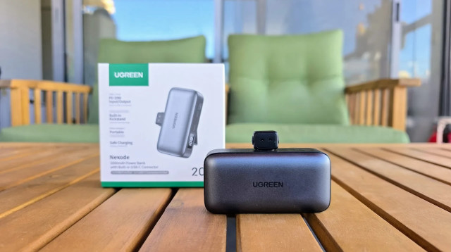 UGREEN - Mini Power Bank 5000 mAh (צילום: צחי הופמן)