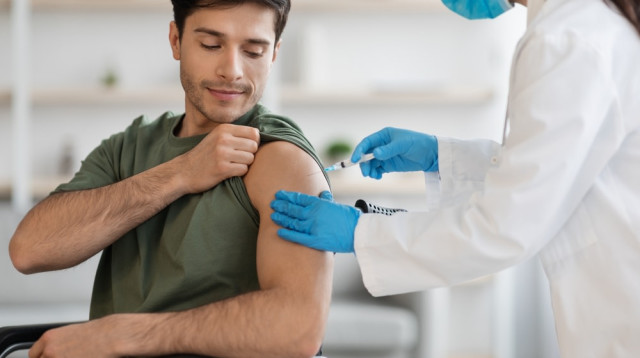 חיסון לשפעת. הגנה חשובה מפני הסיבוכים (צילום: שאטרסטוק)