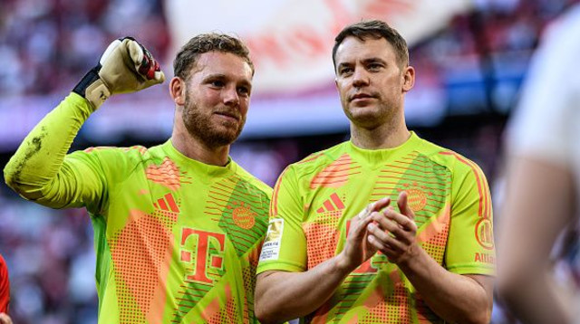 מנואל נוייר, דניאל פרץ (צילום: Sebastian Widmann/Bundesliga / Contributor)