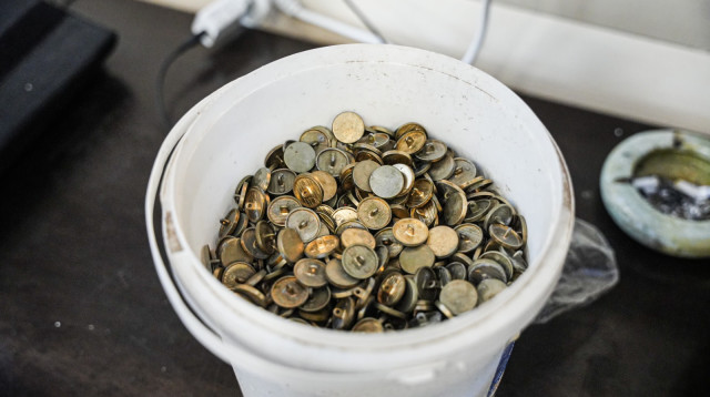 מטבעות מזויפים  (צילום: דוברות המשטרה)