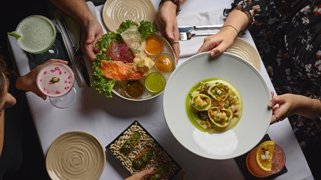 מסעדת קומראן (צילום: Cover Agency)