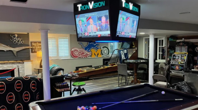 מסכי הספורט הביתיים. עלולים לסכן את הבריאות (צילום: שאטרסטוק)