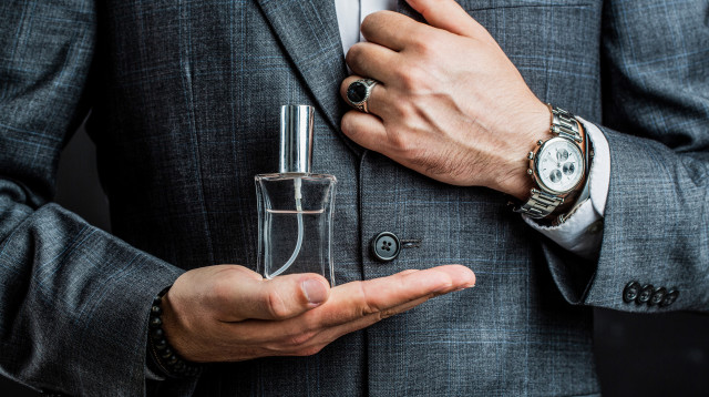 גניבת בשמים, אילוסטרציה (צילום: שאטרסטוק)