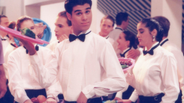 טל מוסרי "לא כולל שירות" (צילום: קוקו)