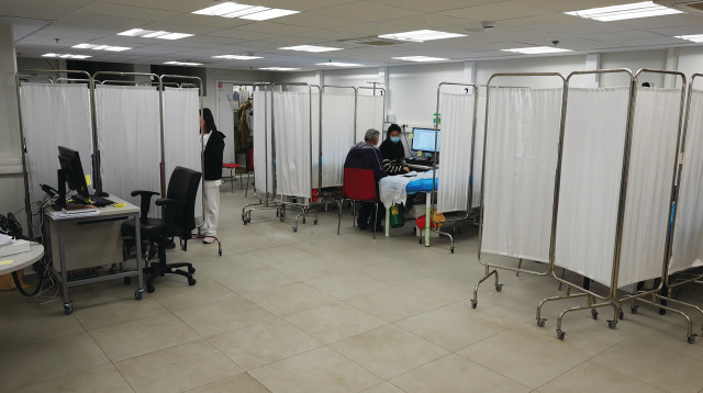 מרפאה במקלט (צילום: דוברות כללית)