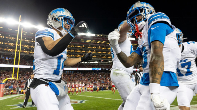 שחקני דטרויט חוגגים בסן פרנסיסקו. בשבוע הבא יוכלו לסגור עונת שיא עם שבוע חופש (צילום: GettyImages, Michael Owens)