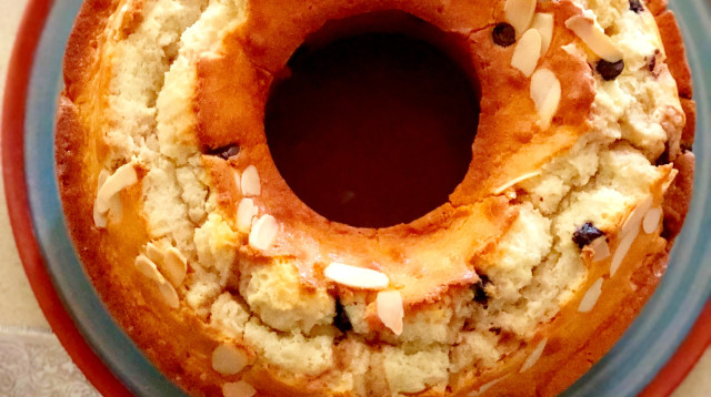 עוגת שישי קלאסית בחושה (צילום: הכנה, סטיילינג וצילום: פסקל פרץ־רובין)