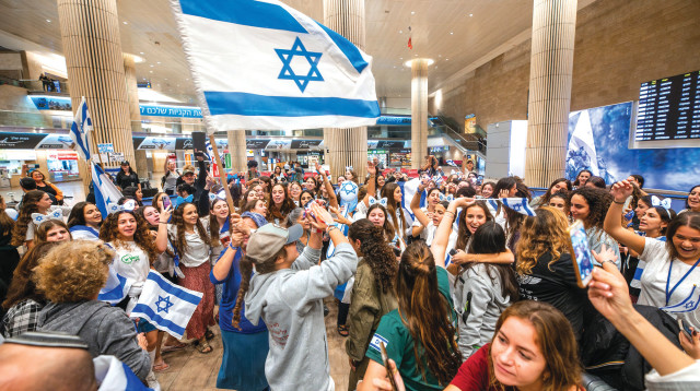 עולים חדשים במלחמה (צילום: אלכס בלאיש)