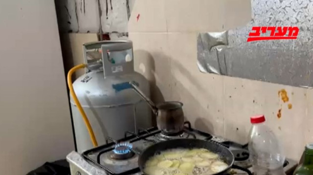 בתוך הבתים: מבשלים בג'בליה (צילום: אבי אשכנזי)