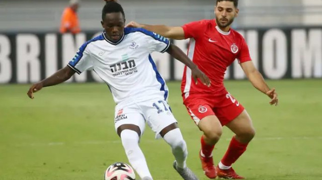 הטוב בשחקני הפועל פתח תקוה. צ'יפיוקה סונגה (צילום: אודי ציטיאט)