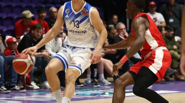 הובר לא הרים ידיים גם במינוס 17 (צילום: דני מרון)