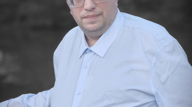 ג'וש ארונסון (צילום: אלי איטקין)