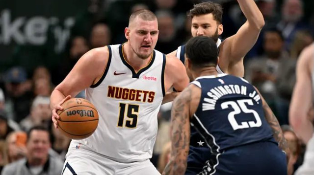 מבט נחוש. יוקיץ' (צילום: רויטרס)