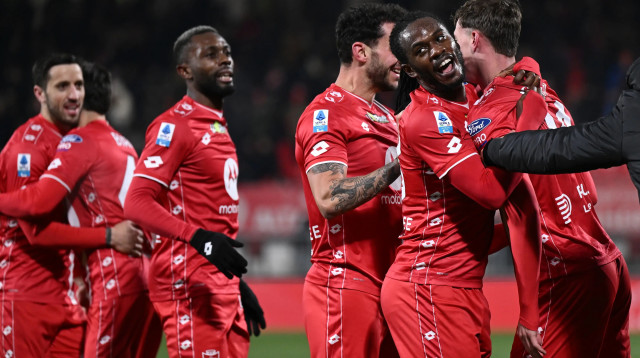 שחקני מונצה חוגגים עם דניאל מאלדיני (צילום: GettyImages, Image Photo Agency)