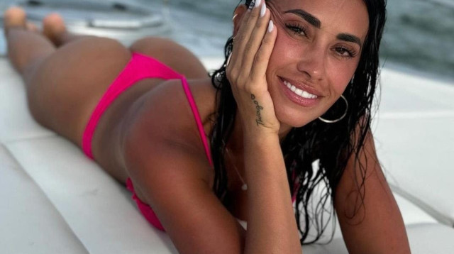 שברה את הרשת עם חוטיני לא אופייני. אנטונלה מסי (צילום: מסך אינסטגרם)