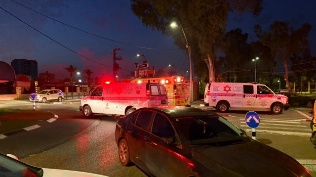 זירת השריפה בבבית שאן (צילום: תיעוד מבצעי מד"א)