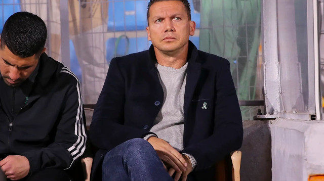 ברק בכר מאמן מכבי חיפה (צילום: מאור אלקסלסי)