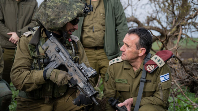 הרמטכ''ל הרצי הלוי במהלך הלחימה (צילום: דובר צה"ל)