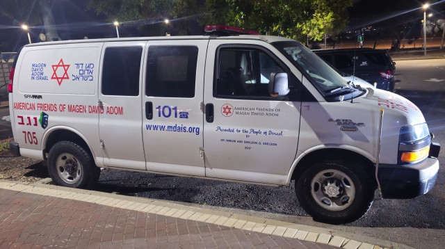 אמבולנס ממוגן (צילום: דוברות מד"א)