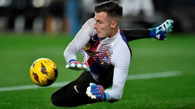 הזדמנות לשחק לפני הגעת וויצ'ך שצ'סני. איניאקי פניה (צילום: רויטרס)