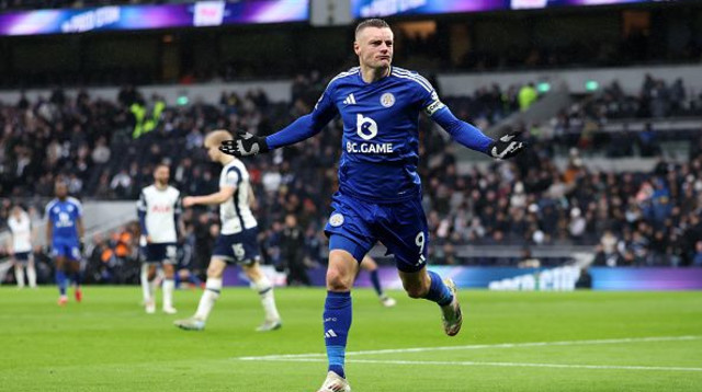 ג'יימי וארדי (צילום: Alex Pantling)