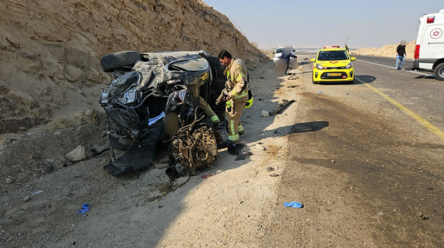 תאונה בכביש 90 (צילום: דוברות מד"א)