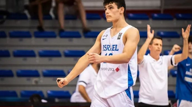 ניצחון משכנע. עומר מאייר (צילום: אתר רשמי, fiba.com)